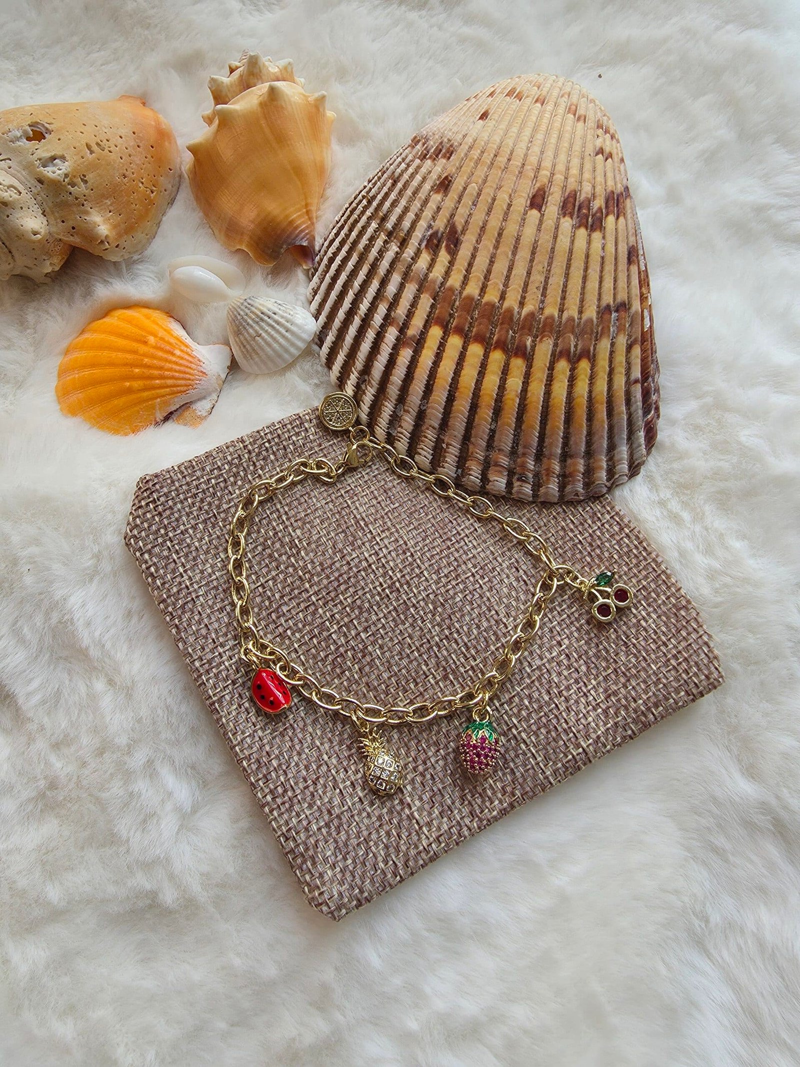 Tropical Charm